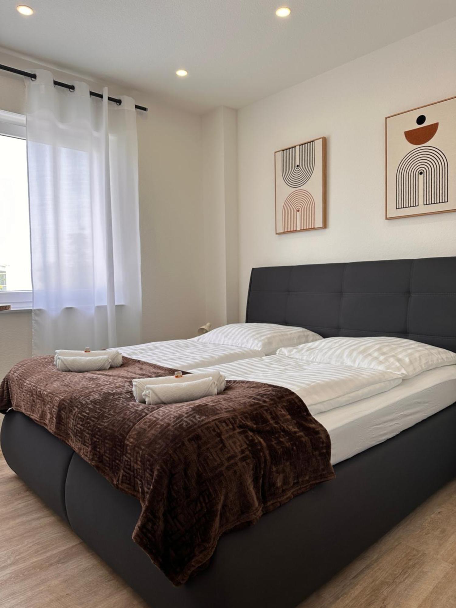 Amao-Obsidian I 120Qm I Elegantes Business- & Familienapartment I 3 Schlafzimmer I Kingsize Betten Шванау Екстериор снимка