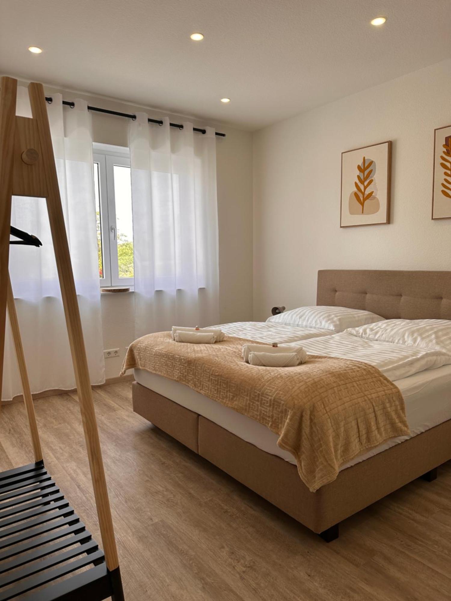 Amao-Obsidian I 120Qm I Elegantes Business- & Familienapartment I 3 Schlafzimmer I Kingsize Betten Шванау Екстериор снимка