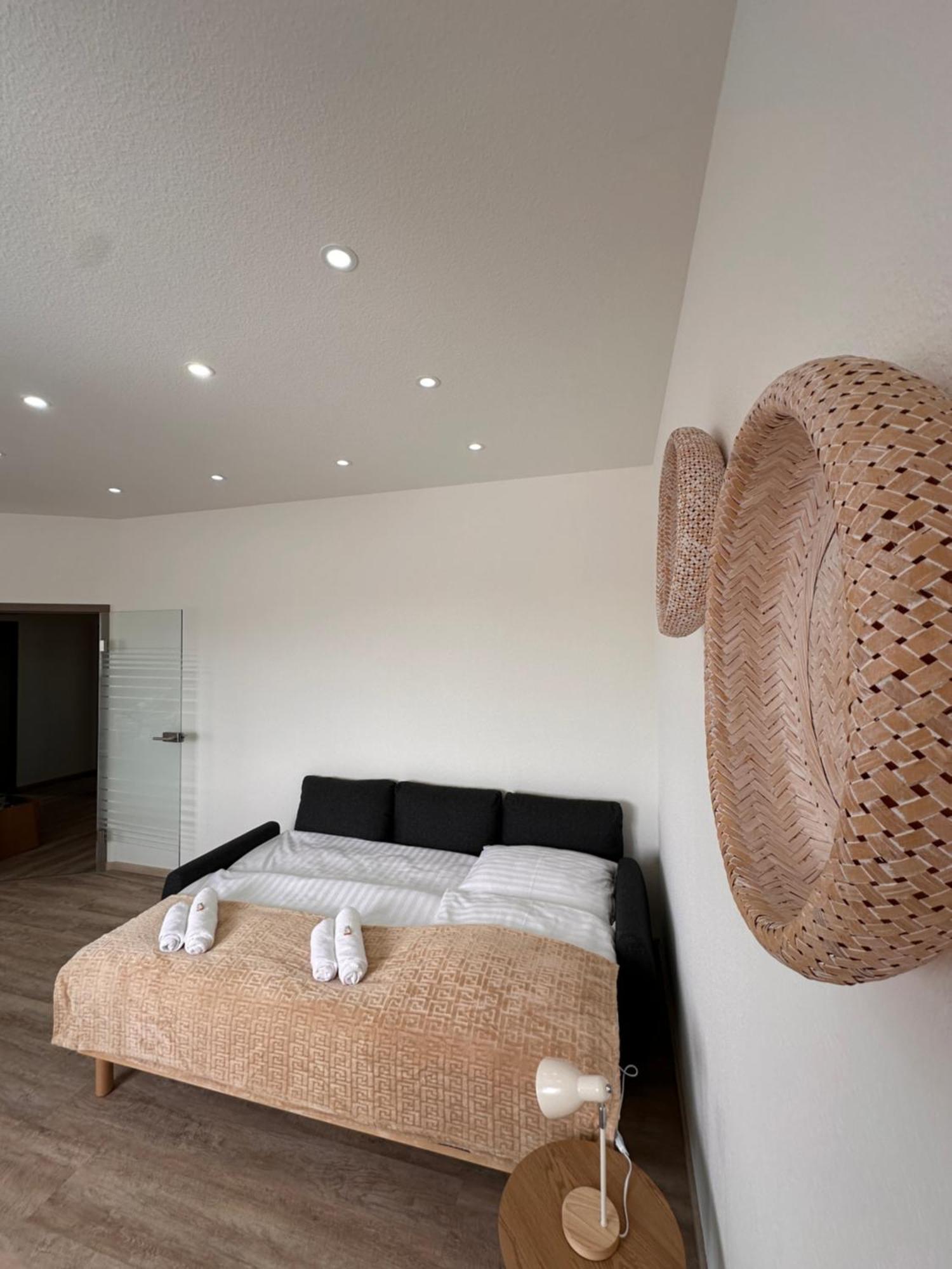 Amao-Obsidian I 120Qm I Elegantes Business- & Familienapartment I 3 Schlafzimmer I Kingsize Betten Шванау Екстериор снимка