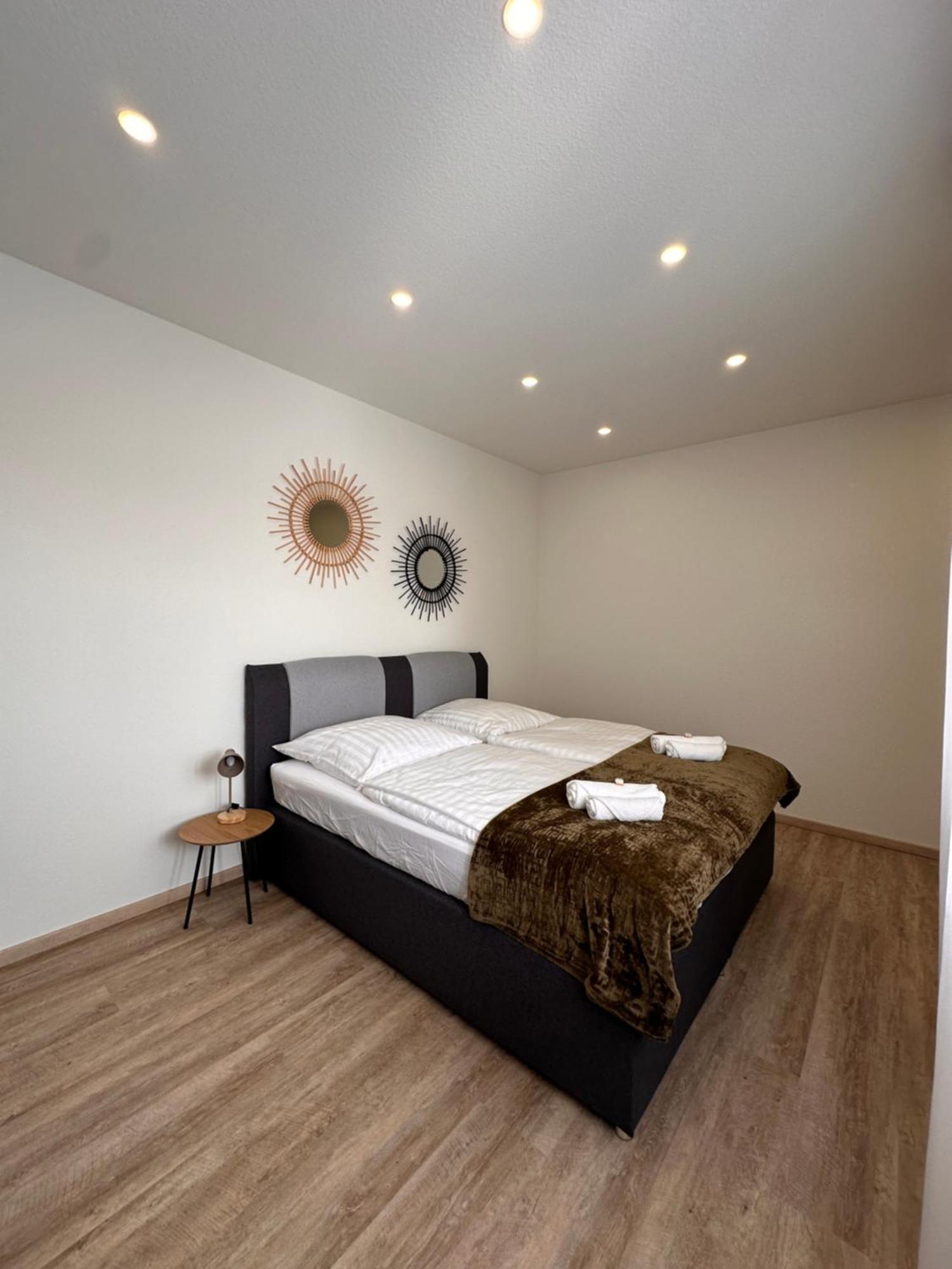 Amao-Obsidian I 120Qm I Elegantes Business- & Familienapartment I 3 Schlafzimmer I Kingsize Betten Шванау Екстериор снимка
